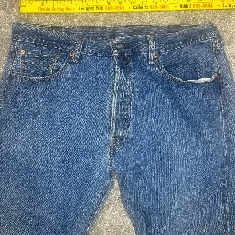 Levi’s 501 Size 38x32 Jeans Men's Button Fly Soft and broken in